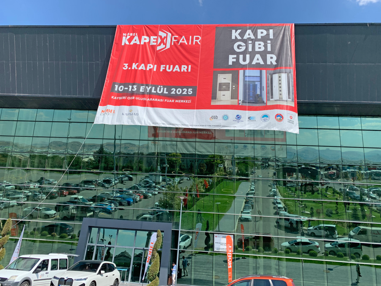 Zem Raf Sistemleri Olarak KAPEX Anadolu Kapı Fuarı 2025’i Ziyaret Ettik!