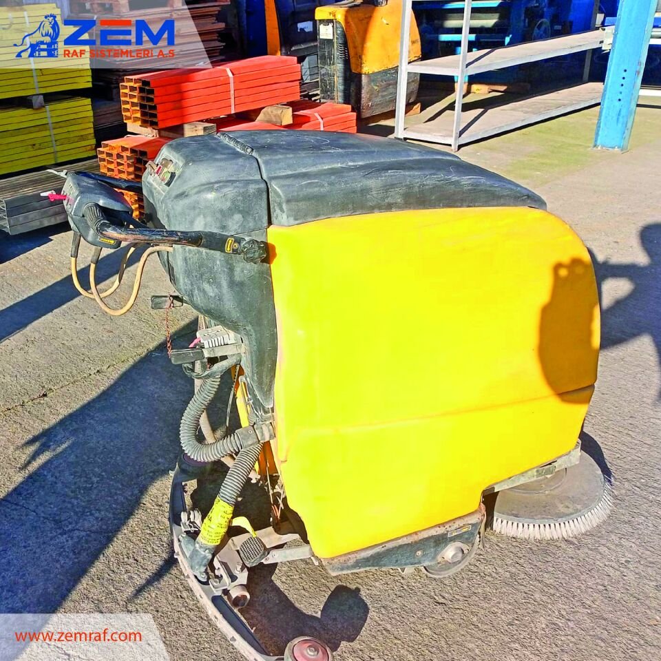 XPRO Zemin Temizleme Makinesi