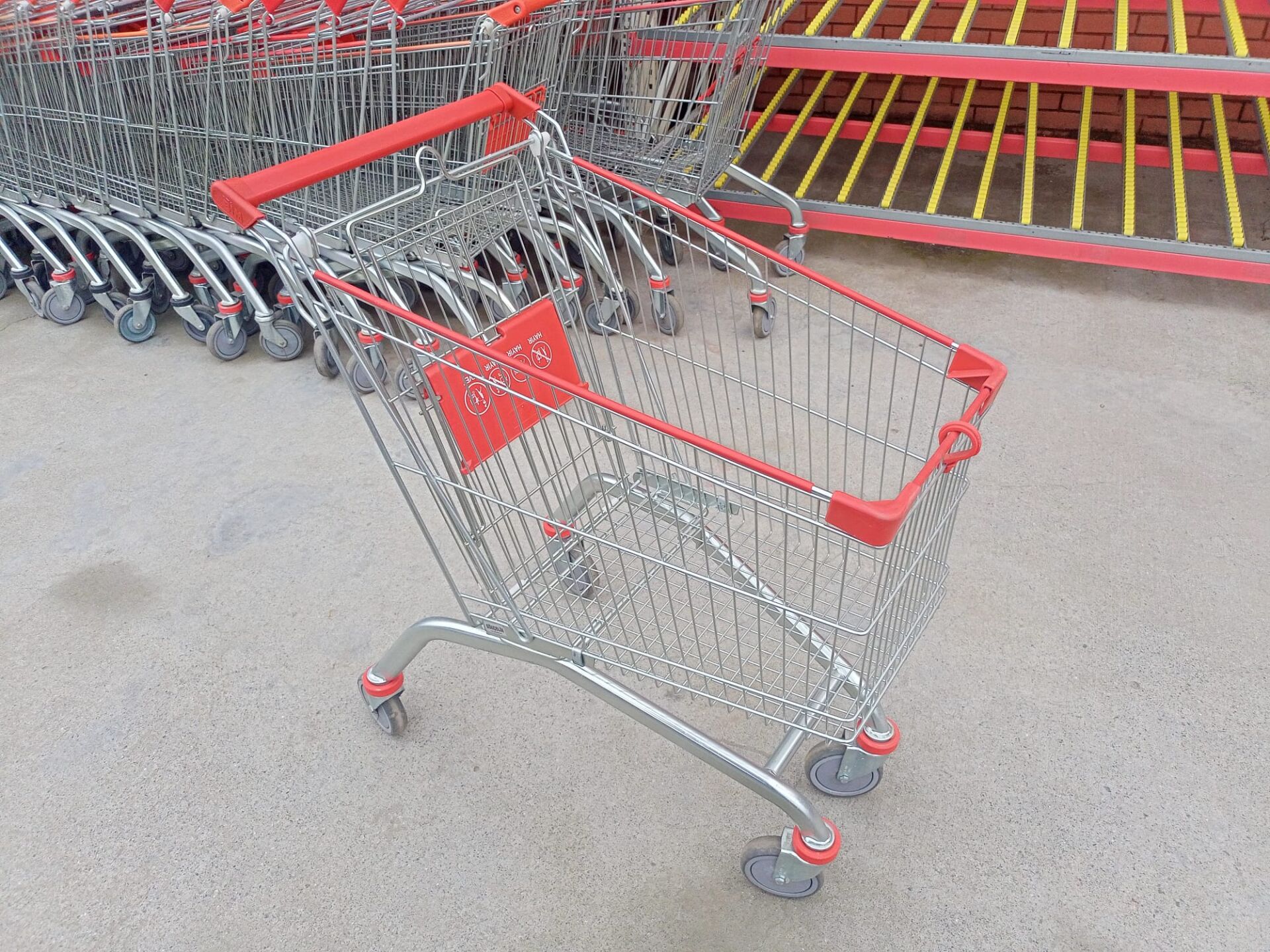 Market Arabası 120 LT